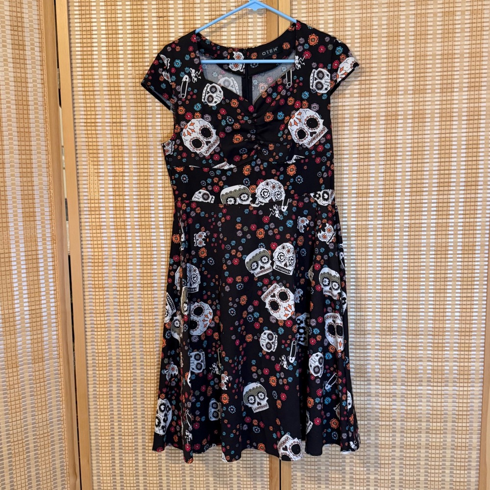 OTEN Womens Sugar Skull Floral Rockabilly Fit and Flare Dress Black L Whimsigoth
